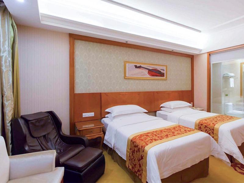 Vienna Hotel Chaoyang High-Speed Train Station Shantou Buitenkant foto